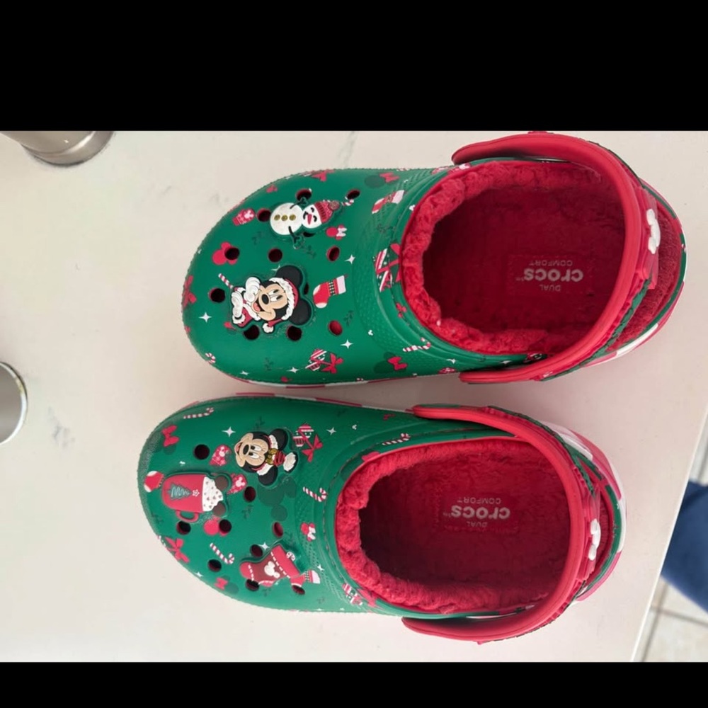Crocs